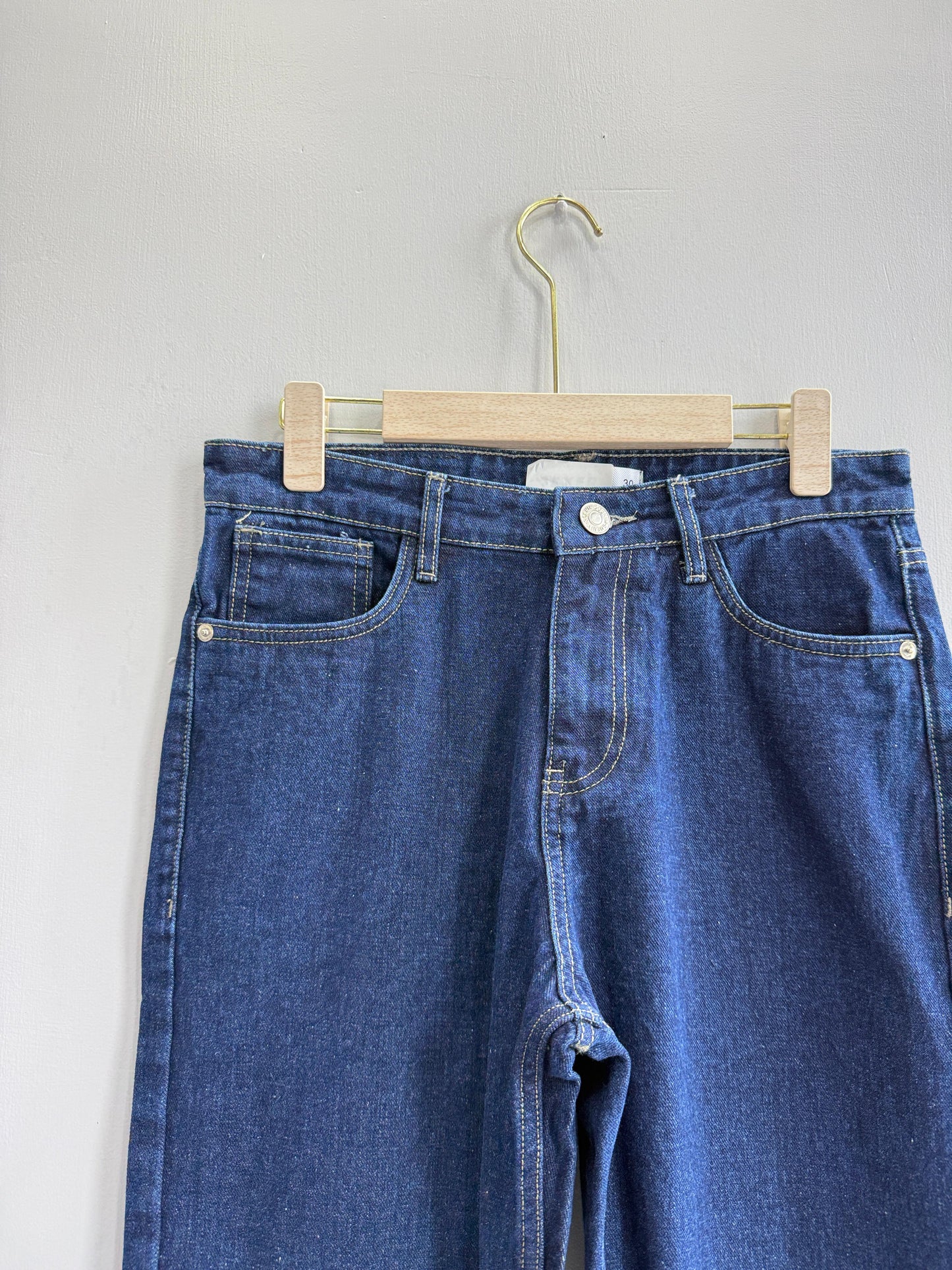 MOM FIT TROUSERS