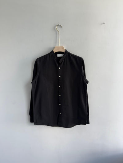 BLACK LINEN MANDRIAN COLLAR SHIRT