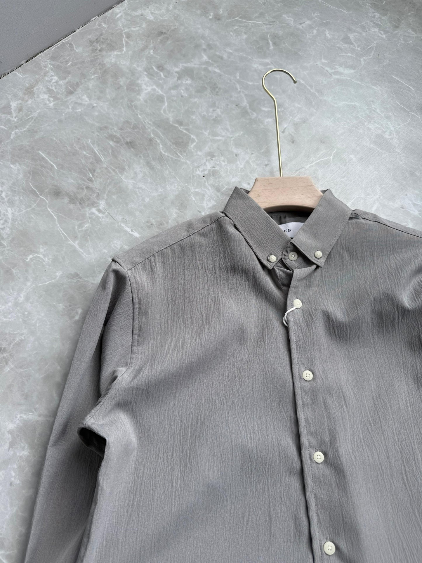 LIGHT GRAY IMPORTED CRUSHED SHIRT