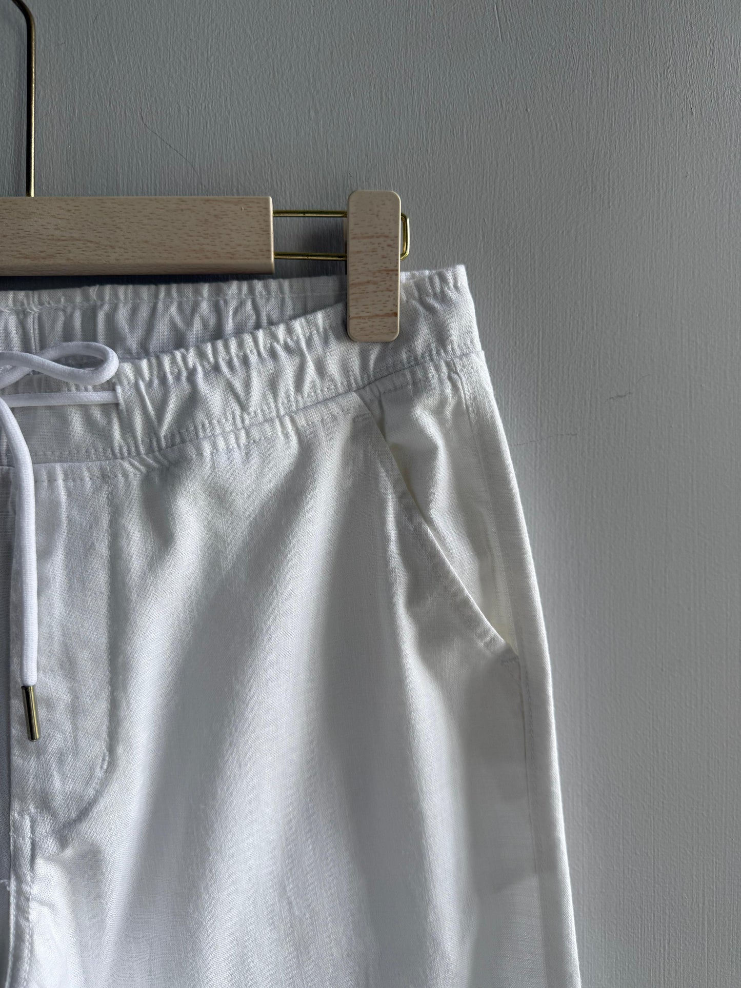 WHITE LINEN TROUSERS