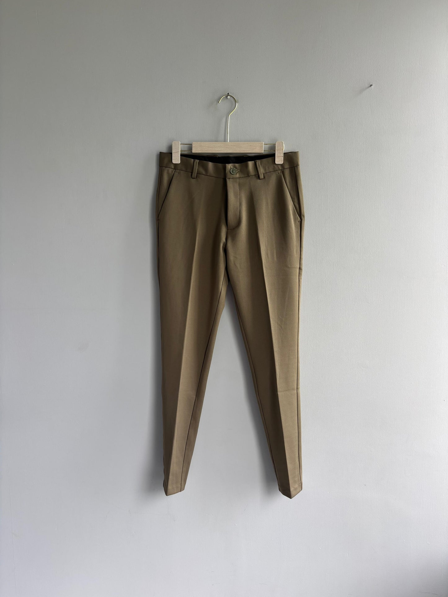 DARK SANDAL POLO FIT TROUSERS