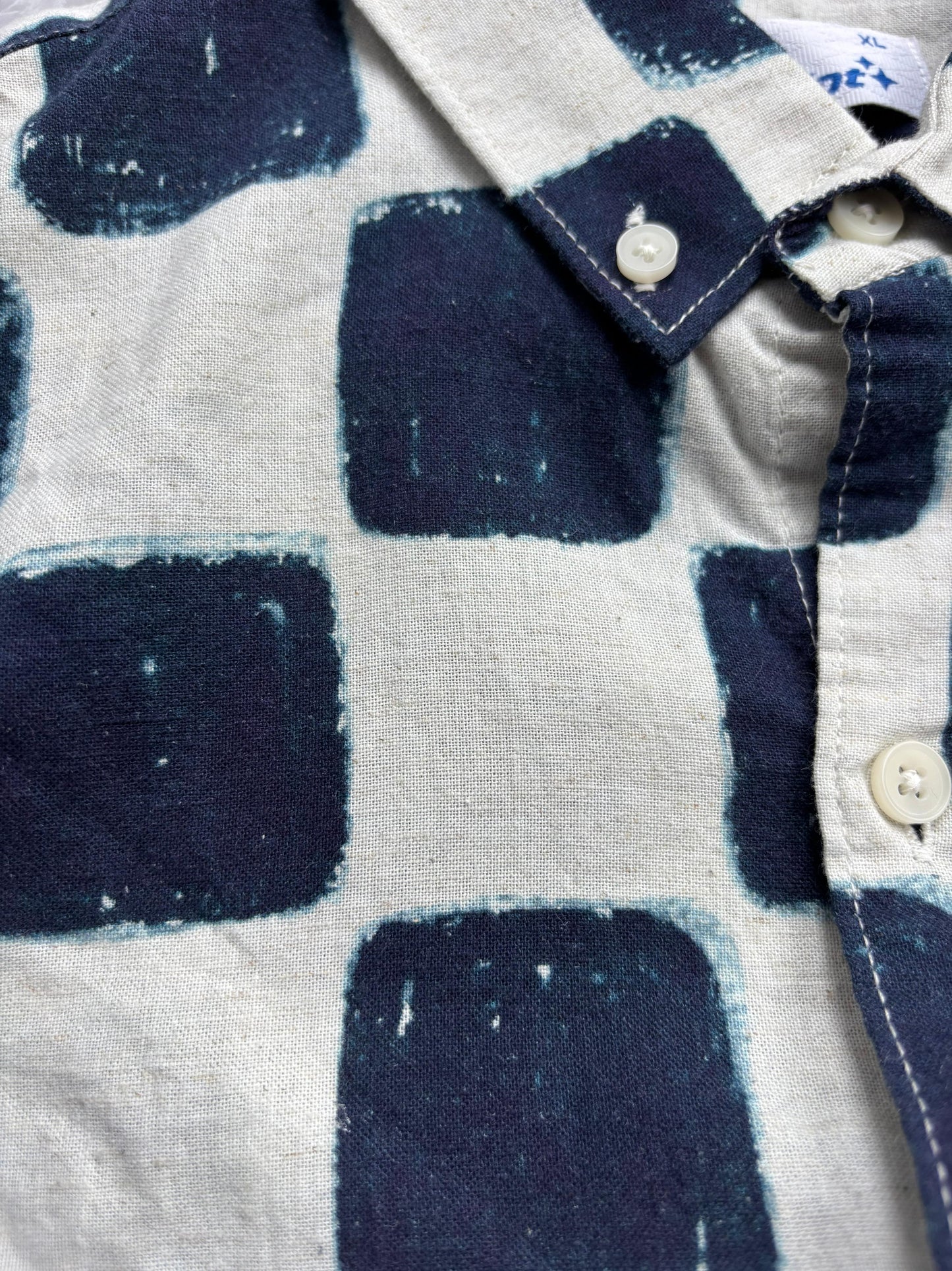 WHITE BLUE LINEN PRINTED SHIRT
