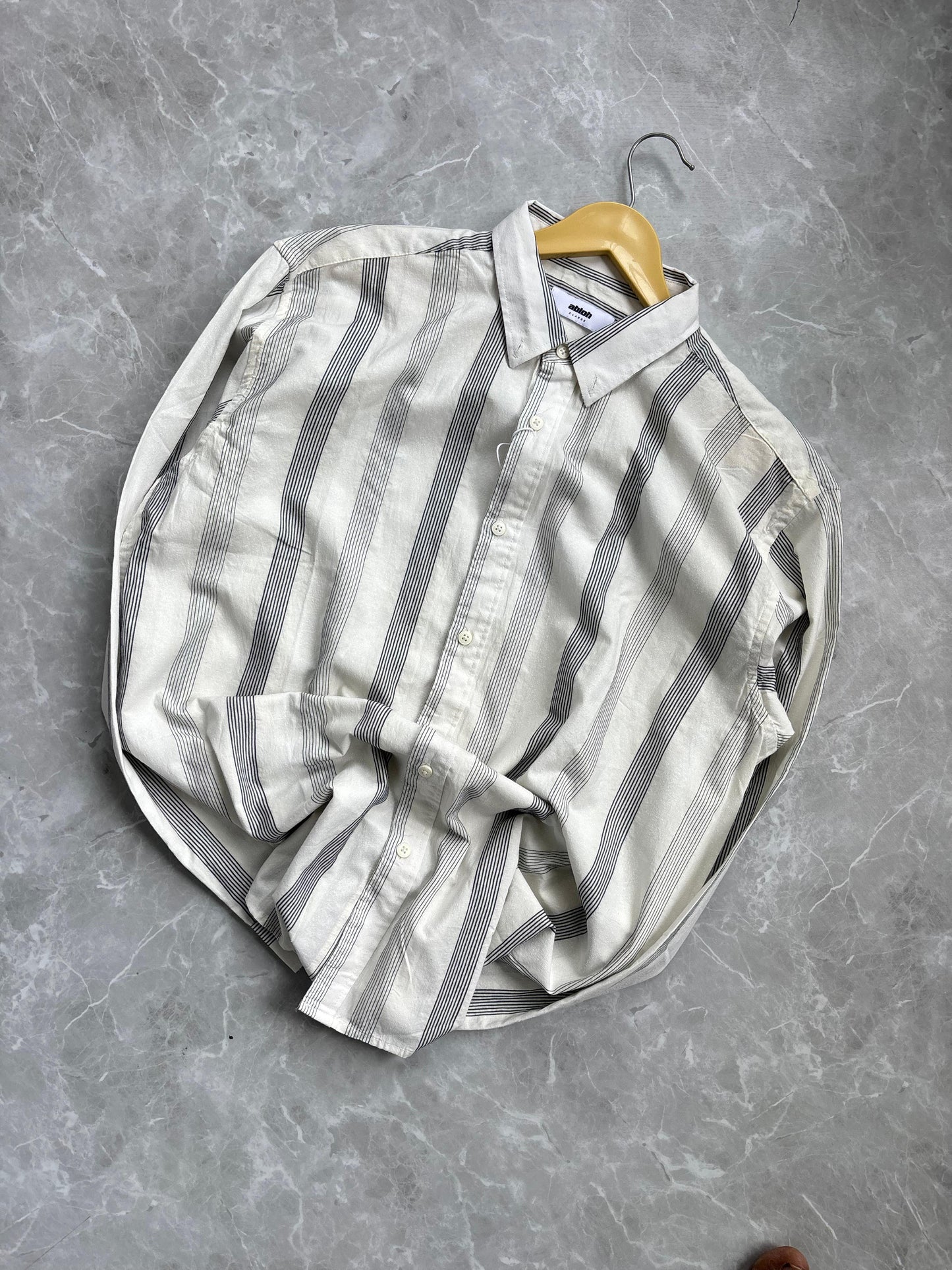 WHITE STRIPE LINEN SHIRT