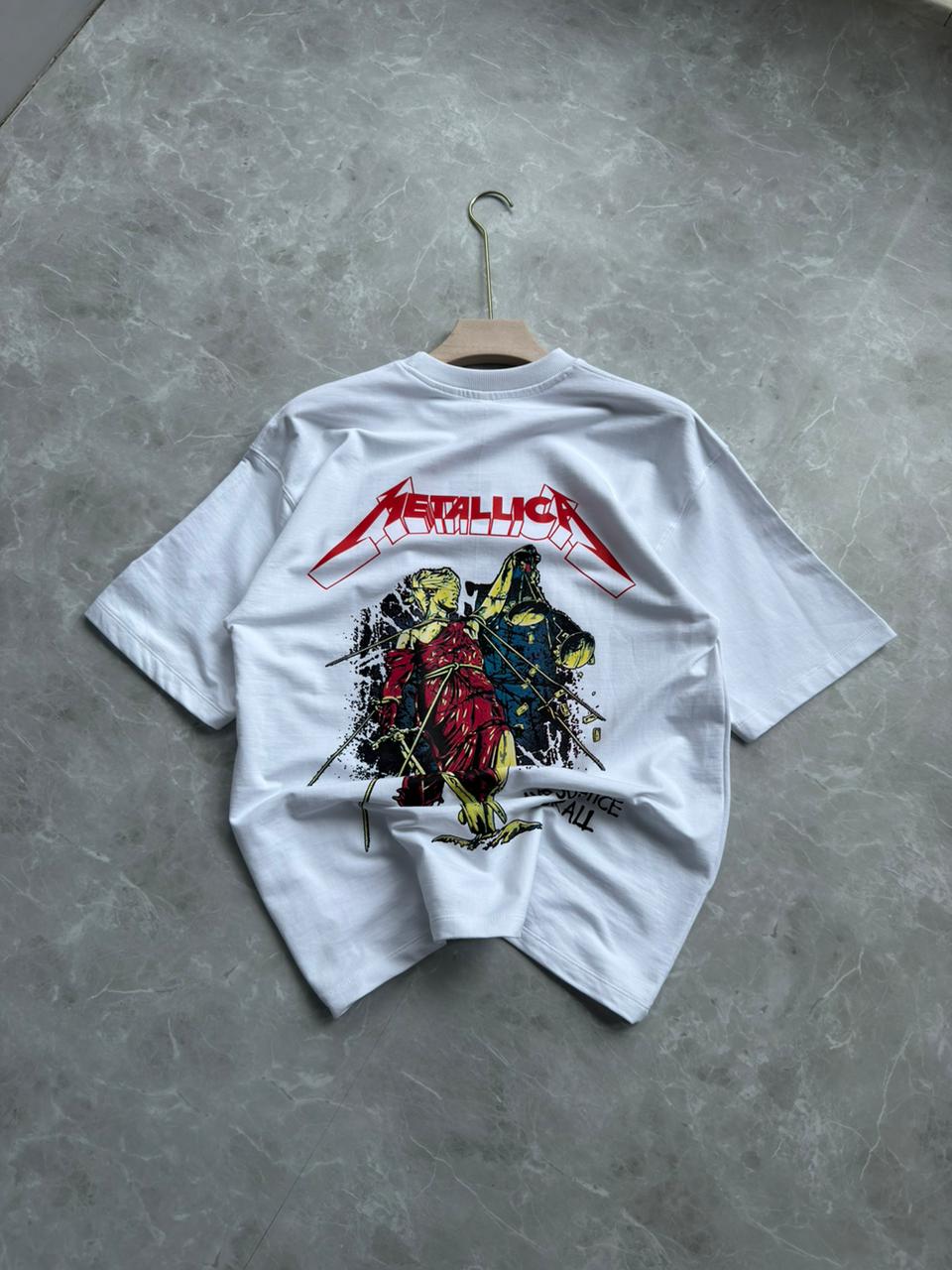 WHITE OVERSIZE TSHIRT