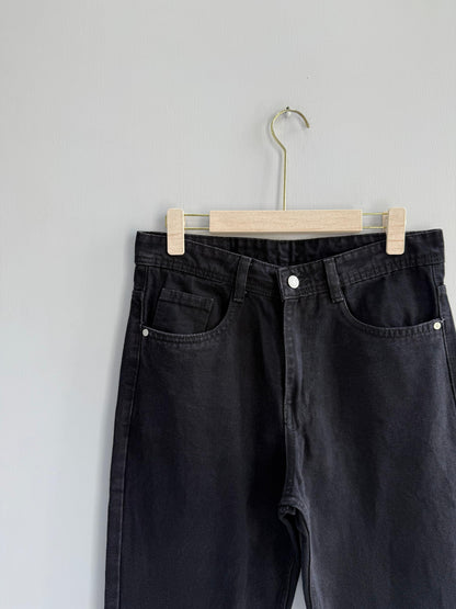 DARK GRAY MOM FIT TROUSERS