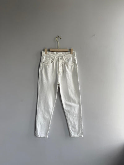 WHITE MOM FIT TROUSERS