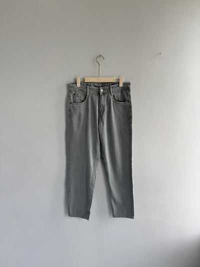 LIGHT GRAY MOM FIT TROUSERS