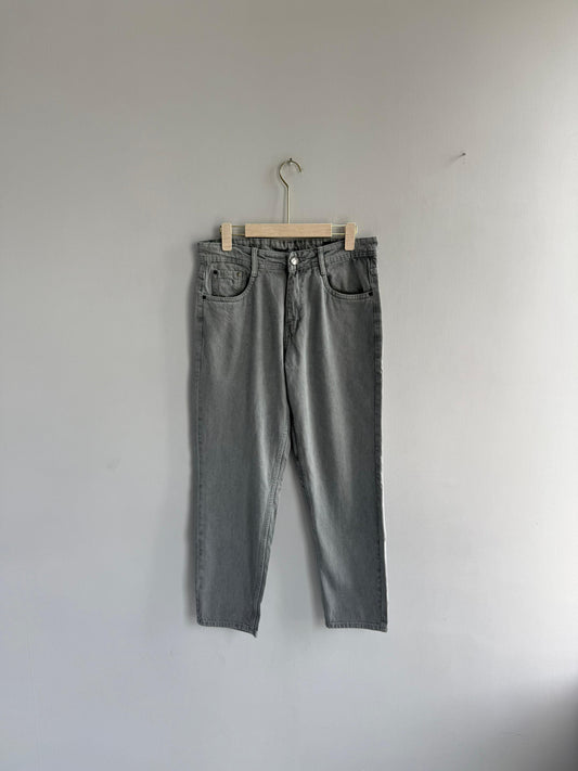 LIGHT GRAY MOM FIT TROUSERS