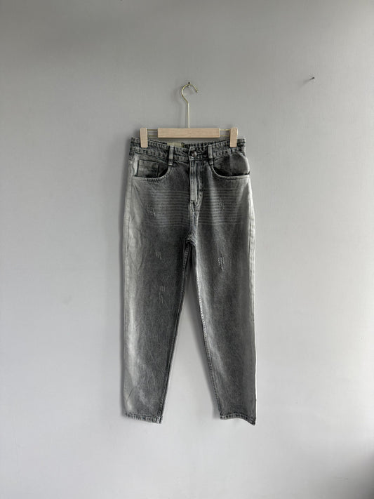 LIGHT GRAY MOM FIT DENIM TROUSERS