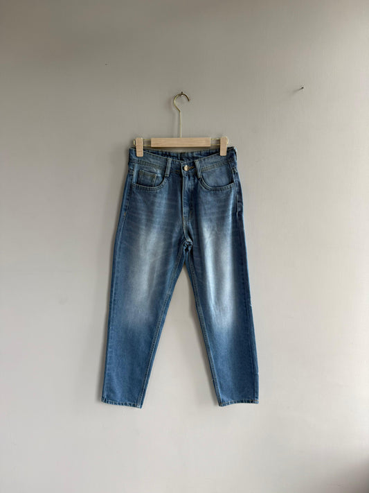 LIGHT BLUE MOM FIT DENIM TROUSERS