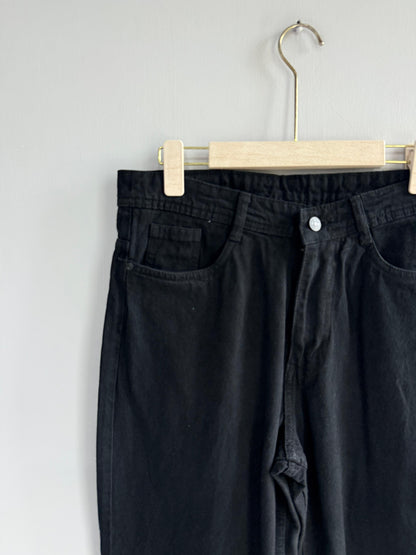 BLACK MOM FIT DENIM TROUSERS