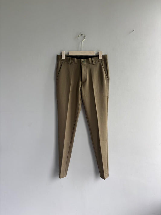 DARK SANDAL POLO FIT TROUSERS