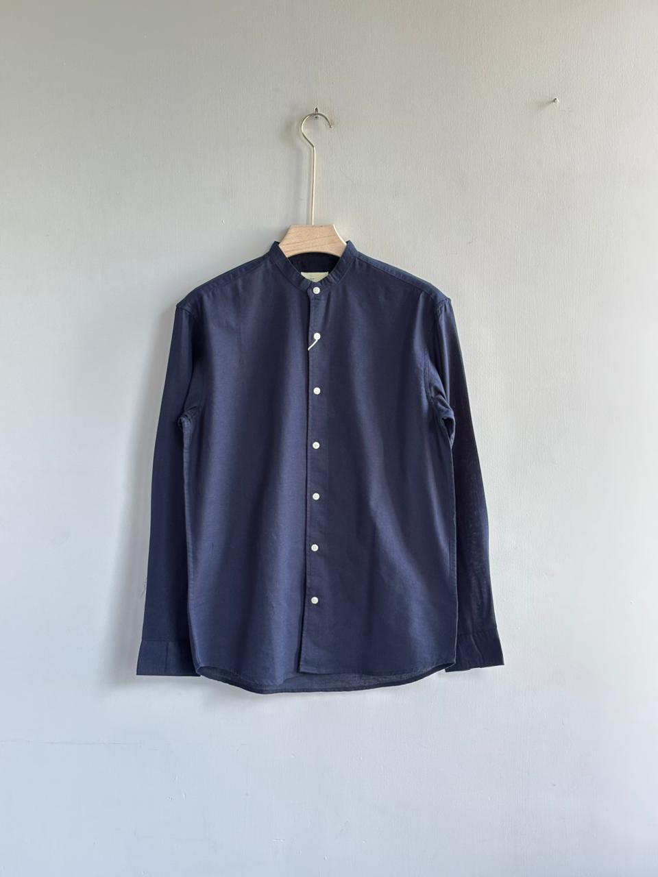 NAVYBLUE LINEN MANDRIAN COLLAR SHIRT