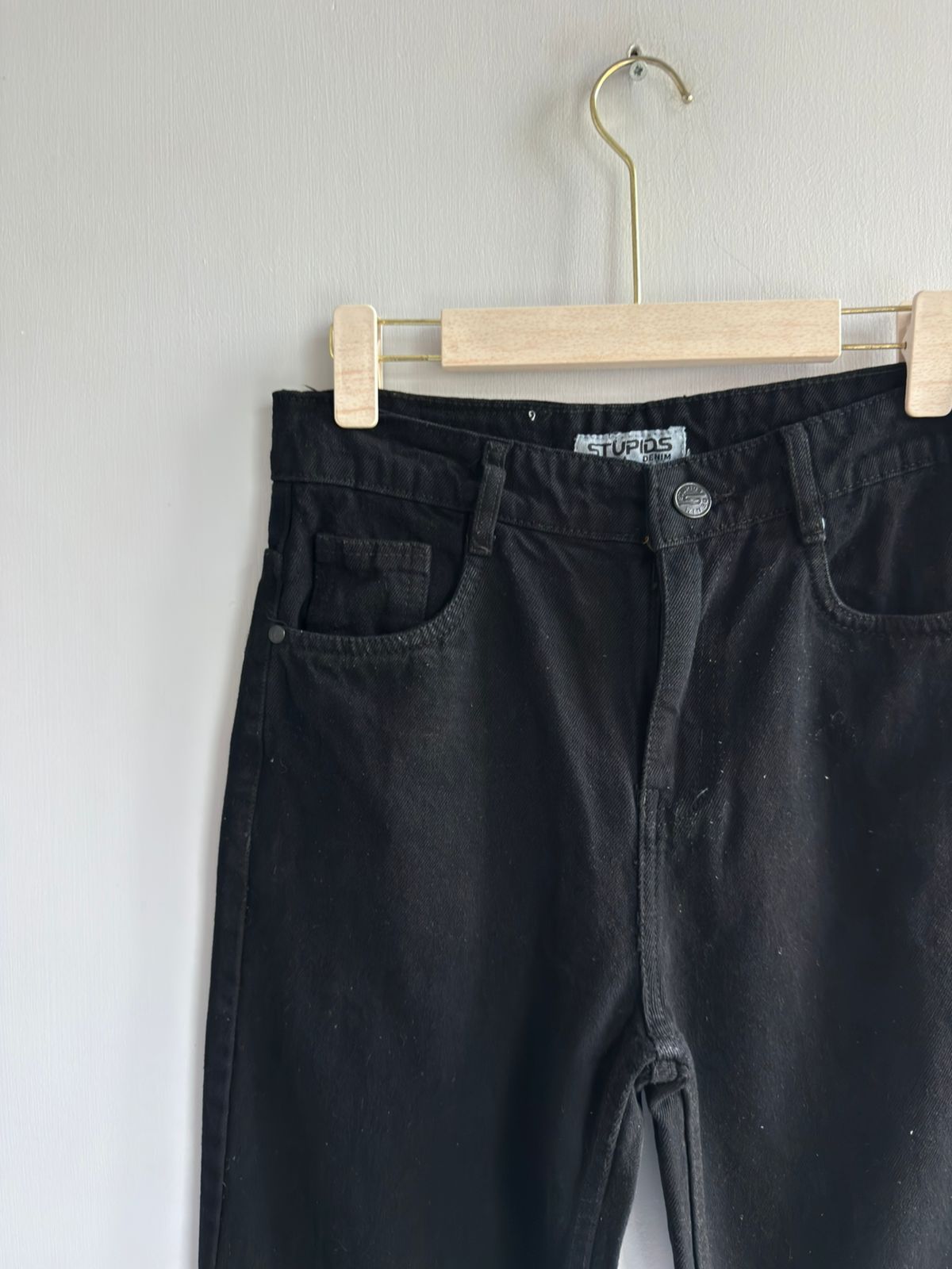 BLACK MOM FIT DENIM TROUSERS