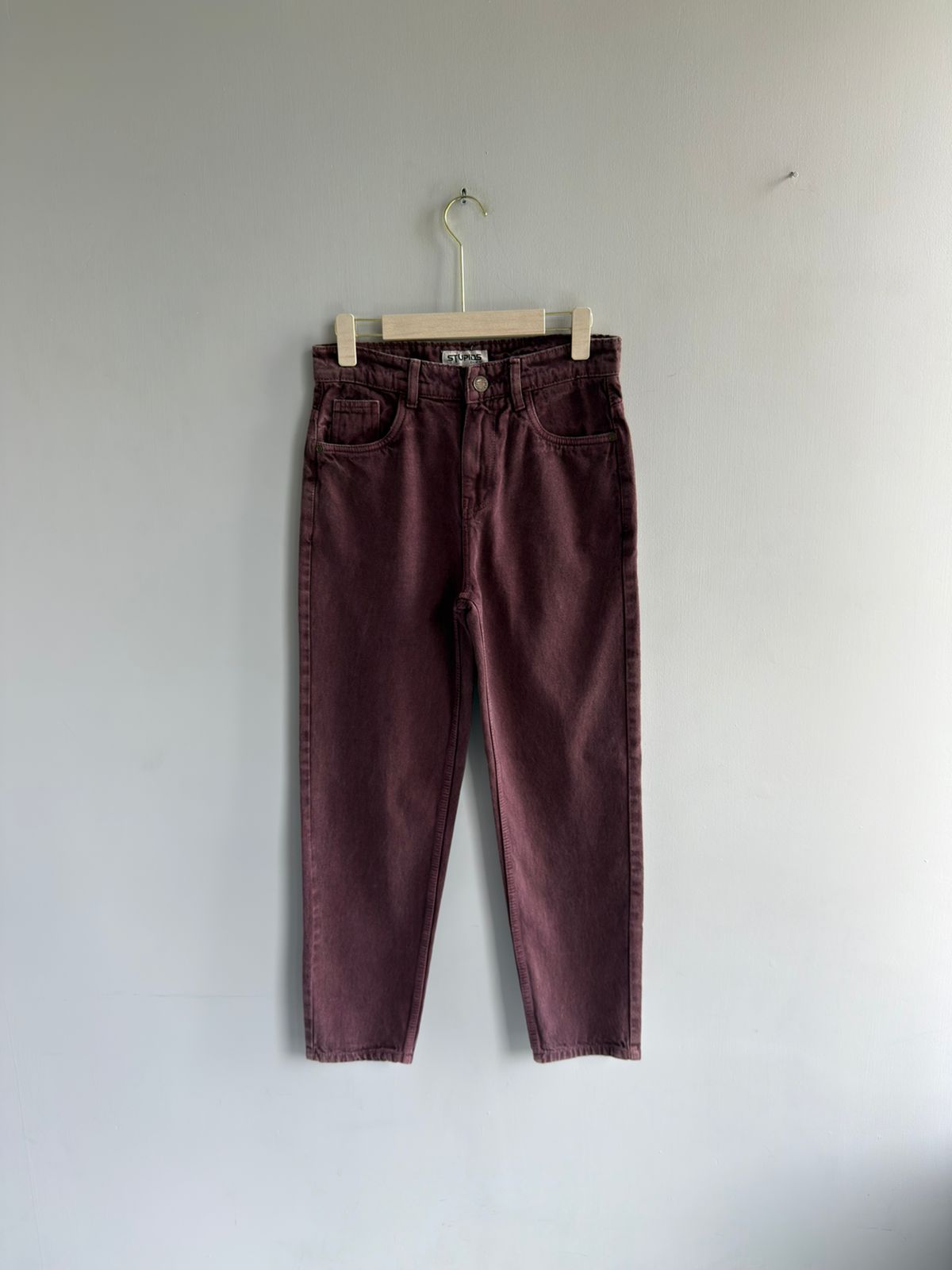 WINE MOM FIT DENIM TROUSERS