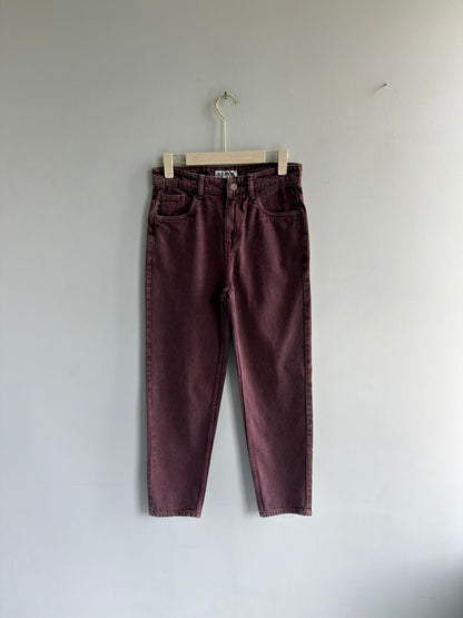WINE MOM FIT DENIM TROUSERS