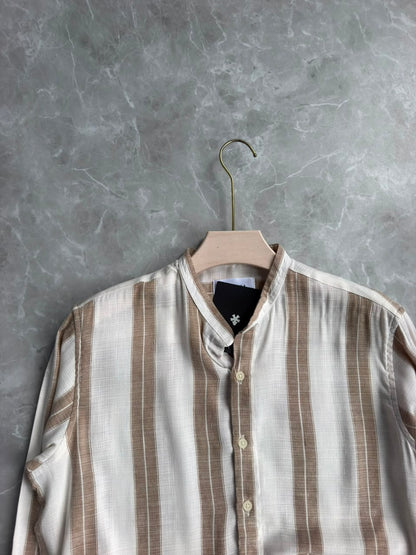 BROWN LINEN MANDRIAN COLLAR SHIRT