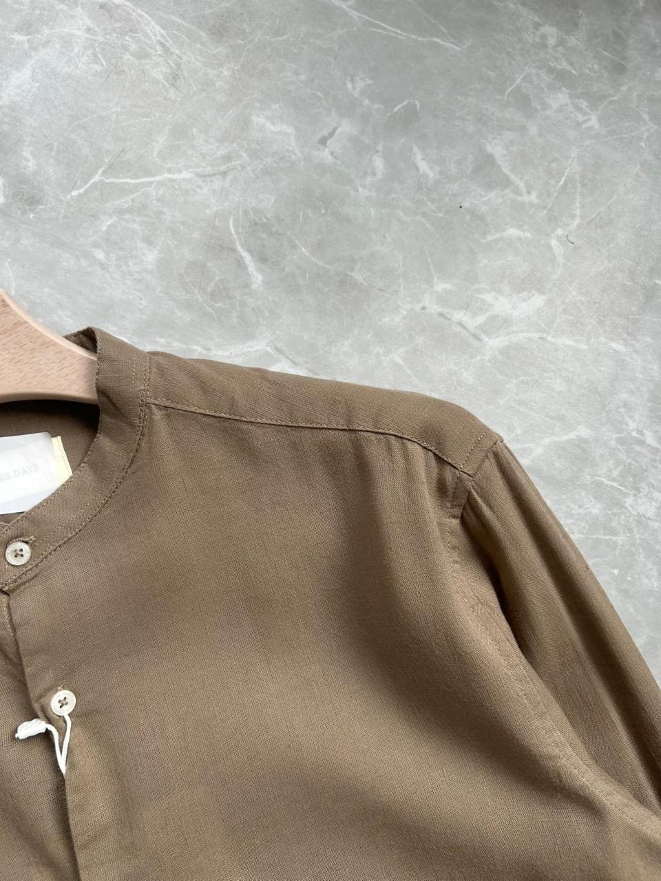 PASTEL BROWN LINEN MANDRIAN COLLAR SHIRT
