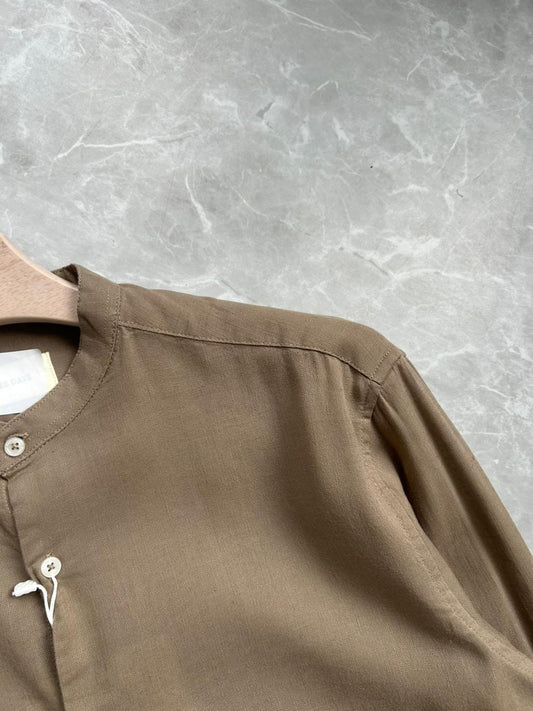 PASTEL BROWN LINEN MANDRIAN COLLAR SHIRT
