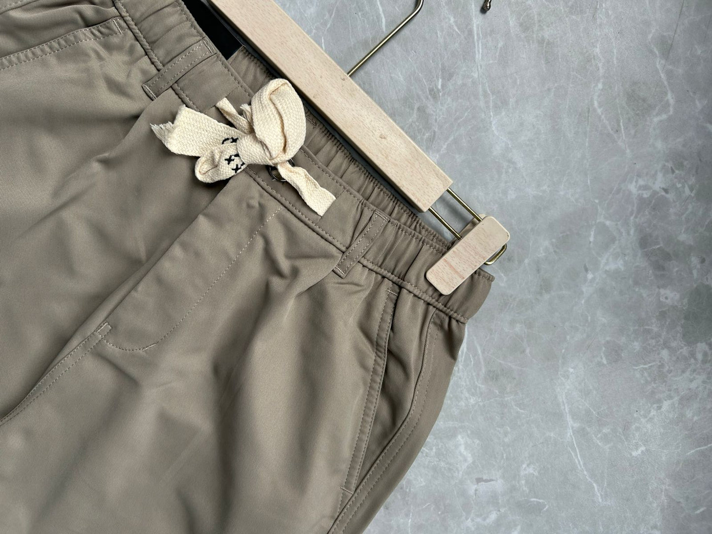 LIGHT GREEN CARGO TROUSERS